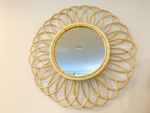 24" Round Flower Rattan Circular Accent Mirror