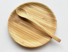 Charger l&#39;image dans la galerie, Bamboo Tea Spoon/Platter are Made by Nature, Crafted by Hand. Designed in Canada and made in Vietnam. Shop our range of Bamboo Products and explore our collection of sustainable environmentally friendly eco-products.
